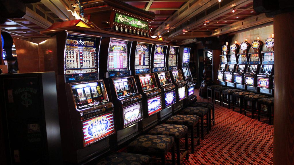 Playing Online Slot